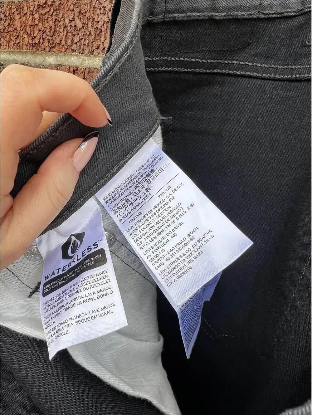 Levi’s Off Black Straight Fit Jeans